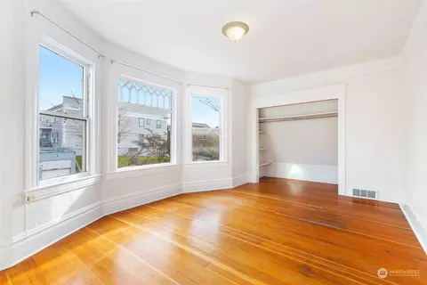 Bedroom - 109 15th Ave, Seattle, WA 98122 photo 1 of 5