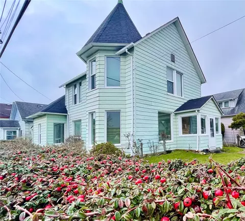 500 E 2nd St, Aberdeen, WA 98520