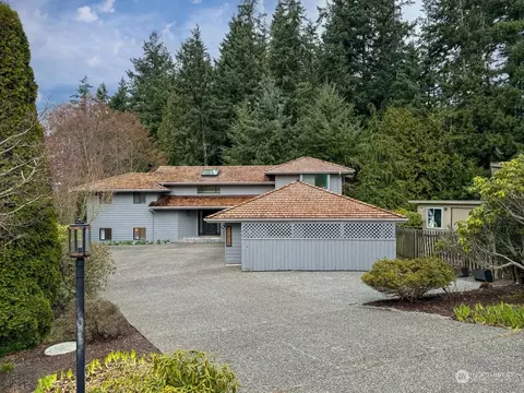 17812 73rd Pl W, Edmonds, WA 98026