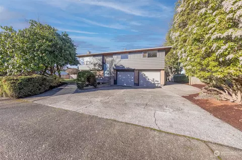 8645 13th Ave SW, Seattle, WA 98106