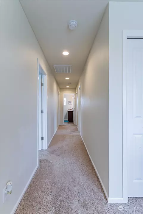 Entry Way - 1118 Ross Ave NW, Orting, WA 98360 photo 2 of 2