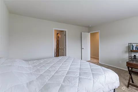 Bedroom - 1118 Ross Ave NW, Orting, WA 98360 photo 3 of 7