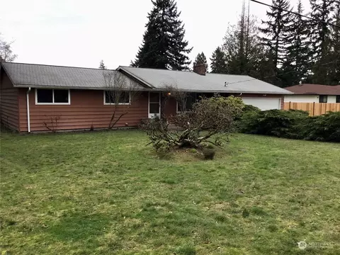 615 Johns Rd E, Tacoma, WA 98445