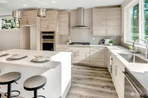Kitchen - 8910 NE 173rd Pl #A, Bothell, WA 98011 photo 6 of 7