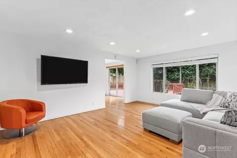 Living - 3218 199th Pl SE, Bothell, WA 98012 photo 1 of 4