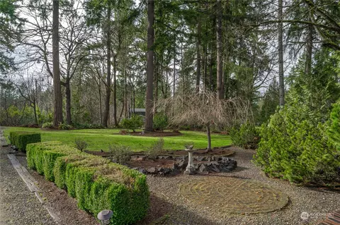 Exterior - 24211 SE 380th St, Enumclaw, WA 98022 photo 5 of 11