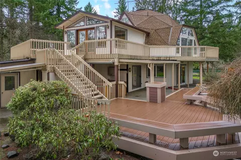 Exterior - 24211 SE 380th St, Enumclaw, WA 98022 photo 10 of 11