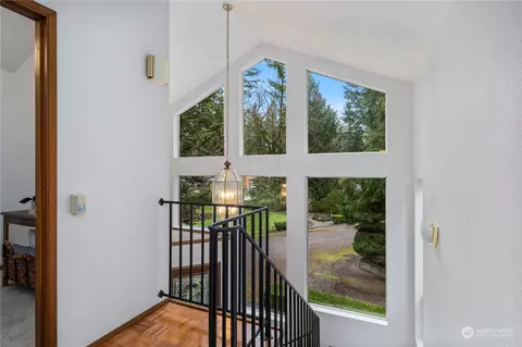 Entry Way - 24211 SE 380th St, Enumclaw, WA 98022 photo 3 of 3