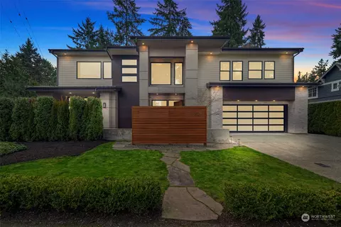 3029 110th Ave SE, Bellevue, WA 98004
