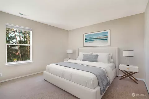 Bedroom - 5502 114th St SE, Everett, WA 98208 photo 6 of 6