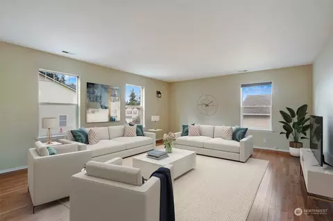 Living - 5502 114th St SE, Everett, WA 98208 photo 4 of 7