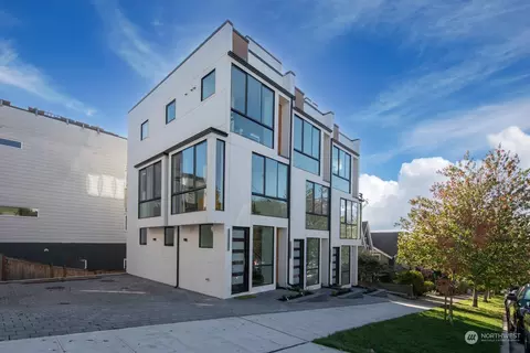 1677 S Lane St, Seattle, WA 98144