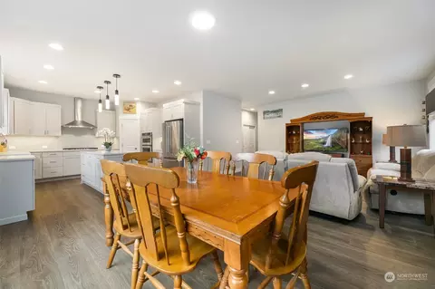 Dining - 17926 31st Dr SE, Bothell, WA 98012 photo 2 of 2