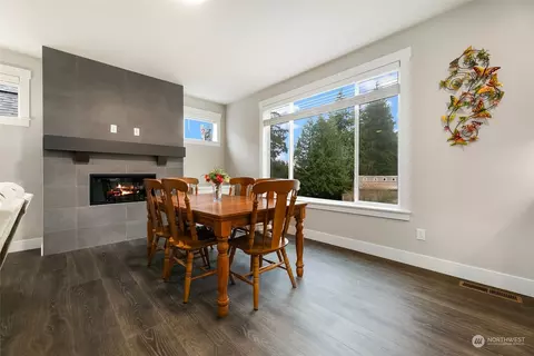 Dining - 17926 31st Dr SE, Bothell, WA 98012 photo 1 of 2