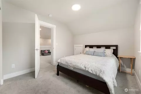 Bedroom - 17926 31st Dr SE, Bothell, WA 98012 photo 8 of 9