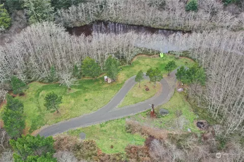 180 Pleasant Dr W, Westport, WA 98595