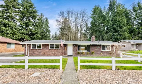 3621 Sunset Dr W, University Place, WA 98466