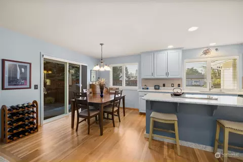 Kitchen - 101 Ascot Ct, Sequim, WA 98382 photo 2 of 5