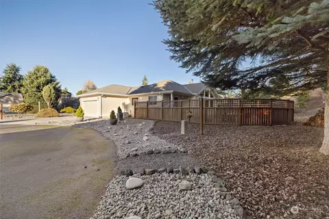 Exterior - 101 Ascot Ct, Sequim, WA 98382 photo 8 of 12