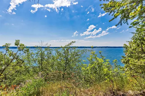 11612 150th Ave, Anderson Island, WA 98303