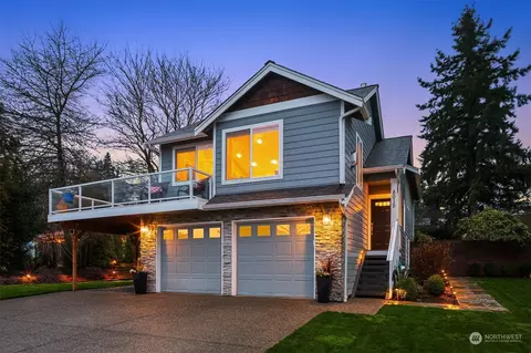 8015 46th Ave W, Mukilteo, WA 98275