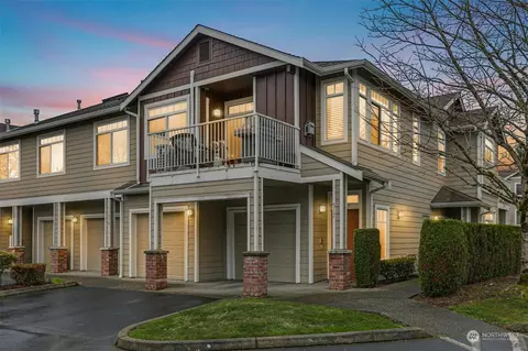 517 241st Ln SE # W4, Sammamish, WA 98074