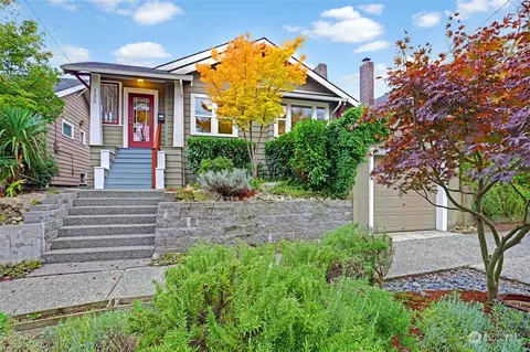 135 N 82nd St, Seattle, WA 98103