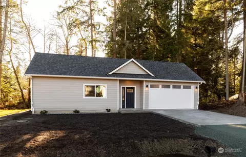 2214 Teronda Dr, Coupeville, WA 98239