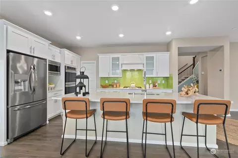 Kitchen - 8834 NE 201st Pl, Bothell, WA 98011 photo 5 of 5