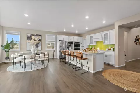 Kitchen - 8834 NE 201st Pl, Bothell, WA 98011 photo 2 of 5