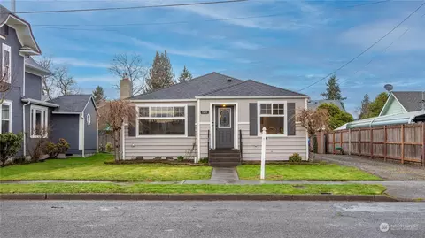 1431 Mason St, Sumner, WA 98390