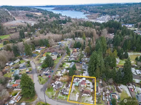 4032 Division Ave W, Bremerton, WA 98312