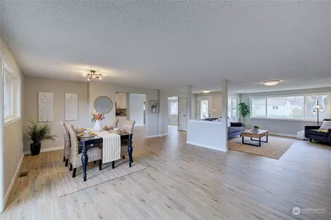 Dining - 307 2nd St, Sultan, WA 98294 photo 1 of 3