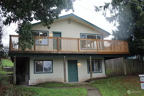 1618 Wheaton Way, Bremerton, WA 98310