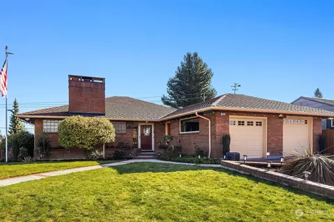 4102 52nd Ave SW, Seattle, WA 98116