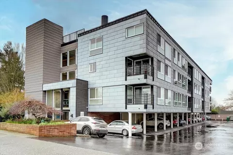 3501 SW Holden St #406, Seattle, WA 98126