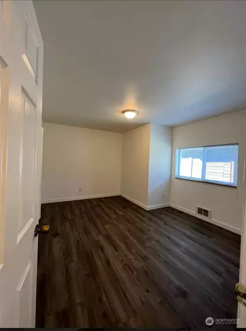 2715 Harrison Ave, Everett, WA 98201 photo 11