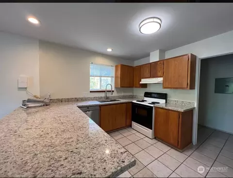 2715 Harrison Ave, Everett, WA 98201 photo 6