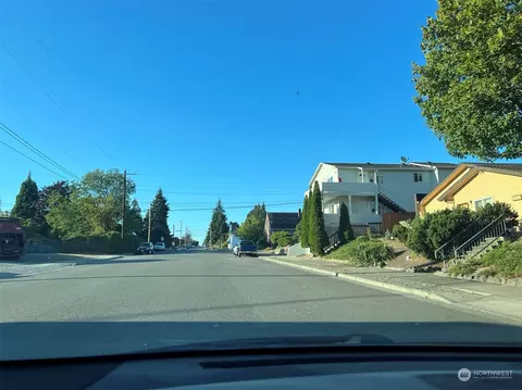 2715 Harrison Ave, Everett, WA 98201 photo 2