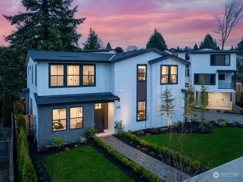 518 16th Ave W, Kirkland, WA 98033