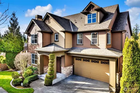 16535 NE 121st St, Redmond, WA 98052