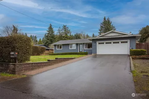 7804 115th Ave SE, Newcastle, WA 98056