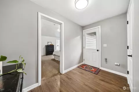Entry Way - 20915 192nd Ave E, Orting, WA 98360 photo 1 of 1