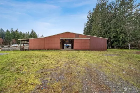 Exterior - 20915 192nd Ave E, Orting, WA 98360 photo 8 of 12