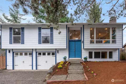 14243 111th Ave NE, Kirkland, WA 98034