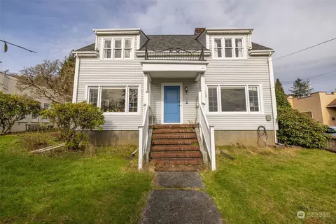 627 Orchard Dr, Hoquiam, WA 98550