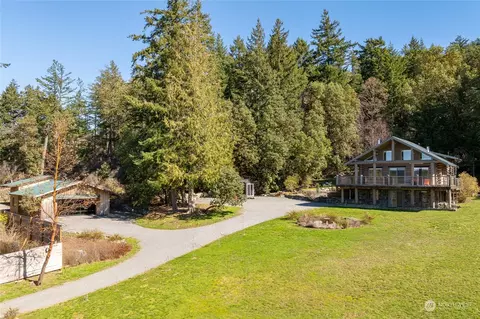 99 Ship Bay Ln, Eastsound, WA 98245