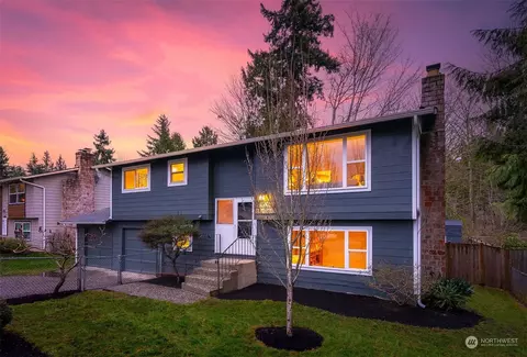 11120 159th Ave NE, Redmond, WA 98052