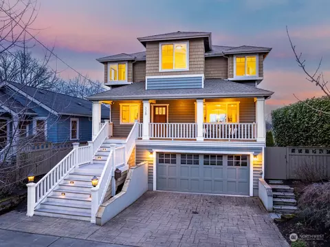 328 25th Ave E, Seattle, WA 98112