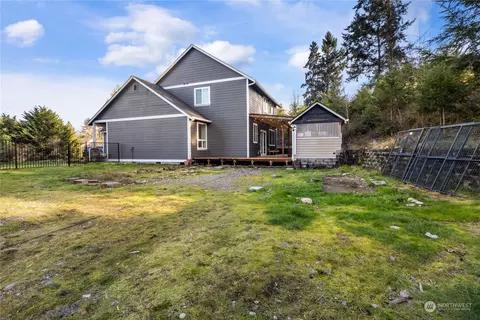 Exterior - 23518 32nd Ave E, Spanaway, WA 98387 photo 2 of 3